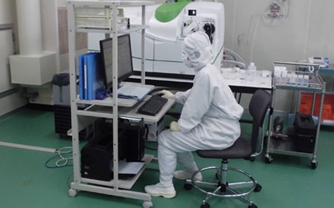 photo : Analysis room: Class 1000